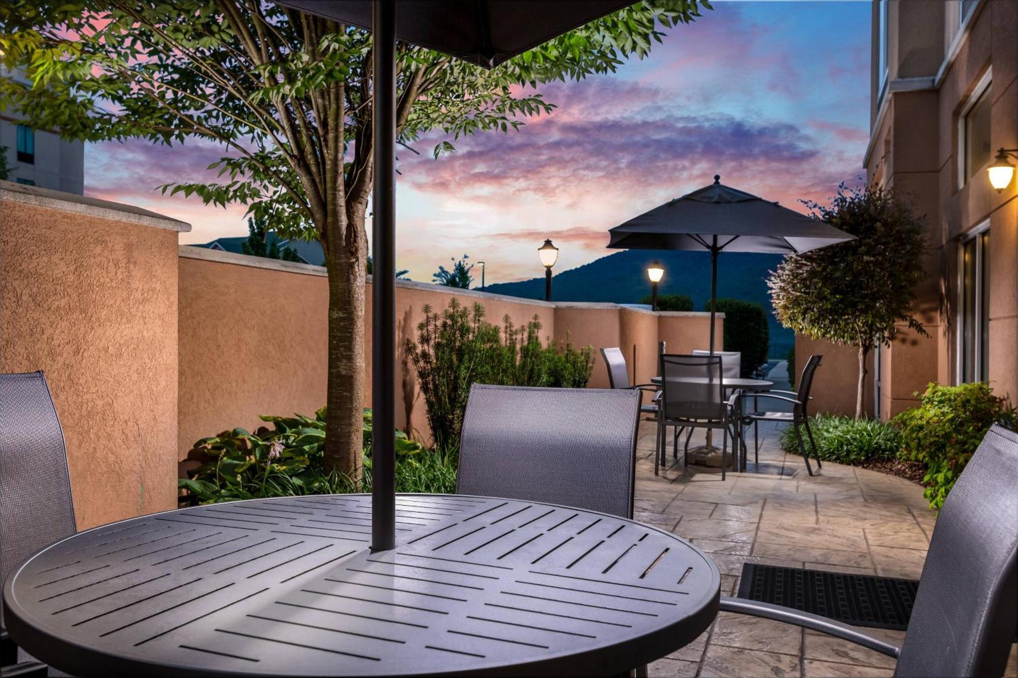 Fairfield Inn & Suites Chattanooga I-24/Lookout Mountain Екстериор снимка
