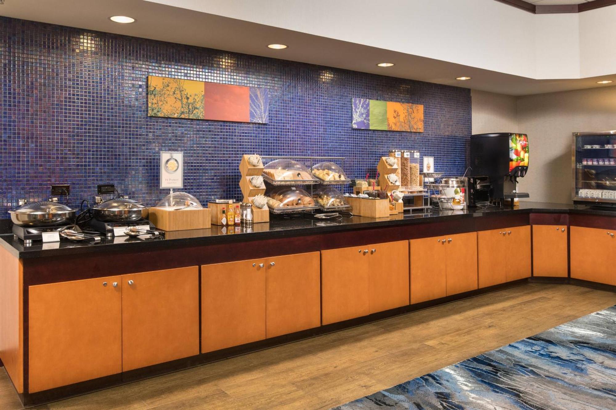 Fairfield Inn & Suites Chattanooga I-24/Lookout Mountain Екстериор снимка